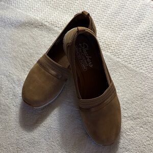 Skechers Women's Tan Slip-On Flats